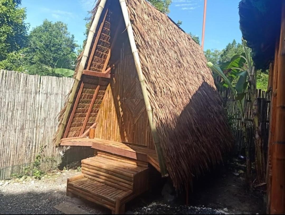 Moalboal Bamboo House / Rooms Kültér fotó